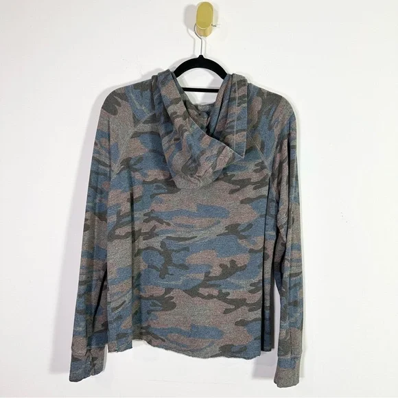 Sundry Heathered Blue Pink Gray Camoflage Lightweight Hoodie Sweatshirt - Picture 5 of 8